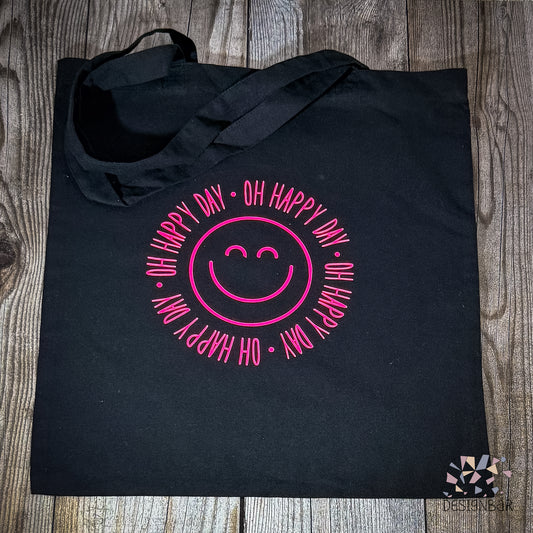 Schwarzer Jutebeutel mit pinkem Aufdruck „Oh Happy Day" von Designbär