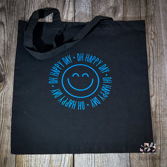 Schwarzer Jutebeutel mit blauem Aufdruck „Oh Happy Day" von Designbär